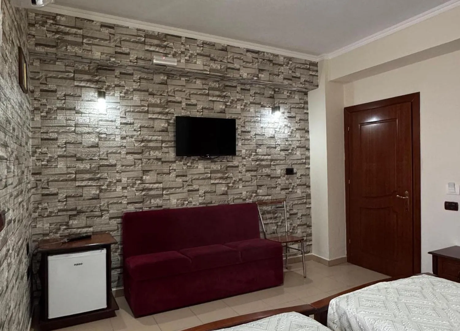 Hotel Restorant Leza Lini
